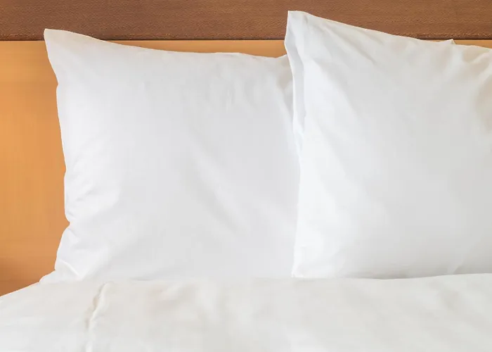 Express & By Ihg