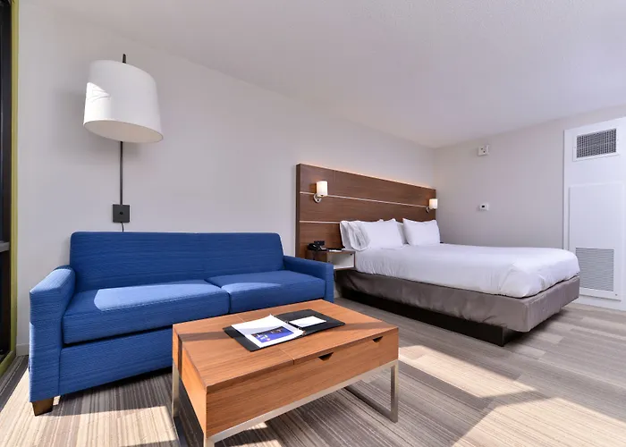Express & By Ihg Hotel