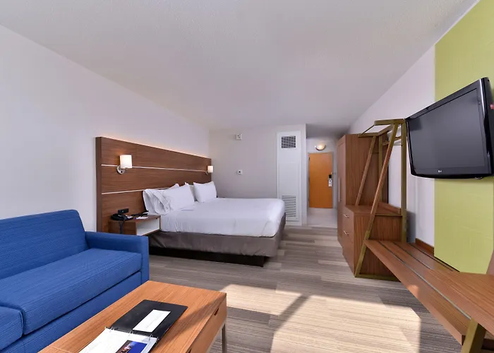 Hotel Express & By Ihg Springfield