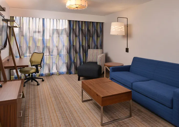 Express & By Ihg Hotel Springfield