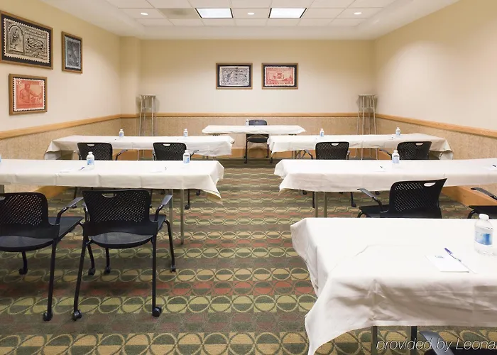 Hotel Express & By Ihg Springfield