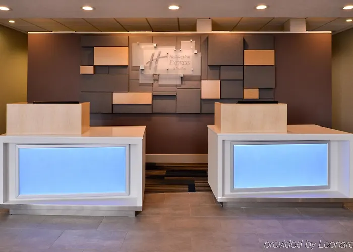 Express & By Ihg Hotel Springfield
